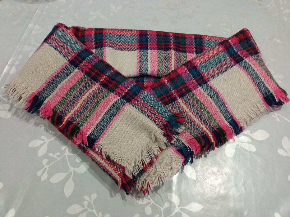 A ESTREAR - Grandes cachecóis e lenços - quentinhos e macios!