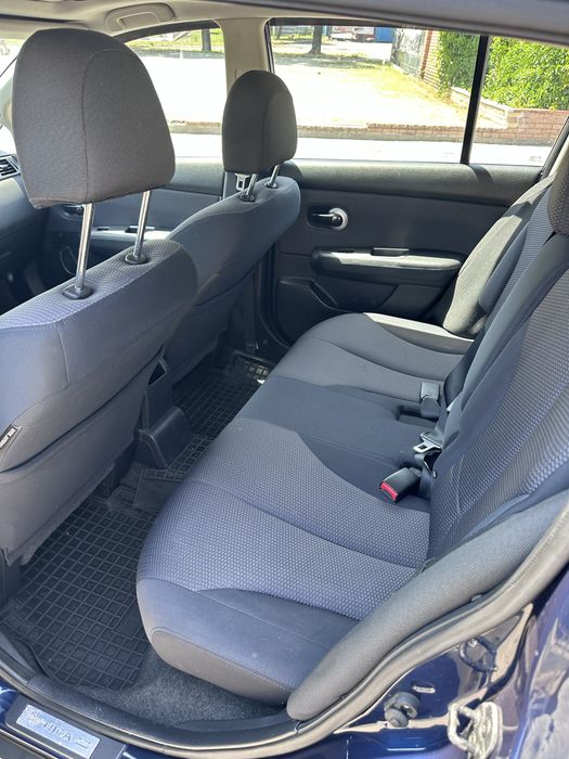 Nissan Tida 2010 Автомат