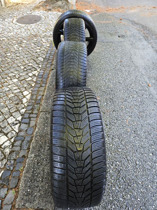 Jantes Pretas de 18 OZ design com pneus