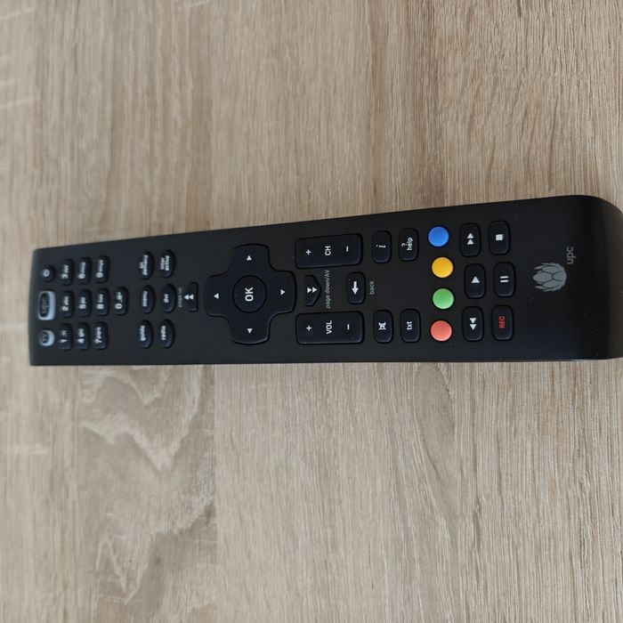 Nowy pilot Upc ,pilot tv ,pilot box