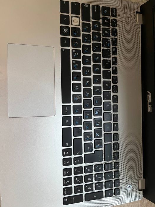 Ноутбук ASUS N56VZ