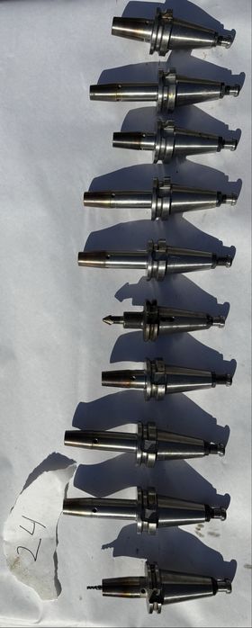 Zestaw oprawek SK40 ISO40 dlugie przedluzki CNC 10 szt