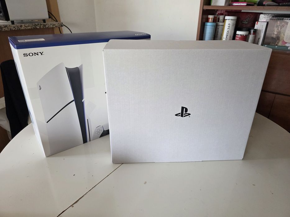 Playstation 5 Slim 1TB Com Disco - NOVA