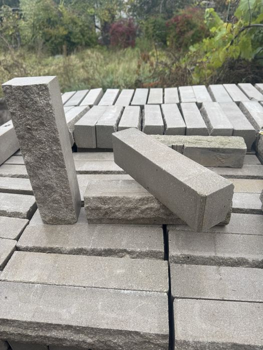 Цегла облицювальна скеля рваний камінь сіра