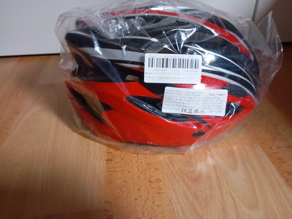 Capacete de ciclismo (NOVO)