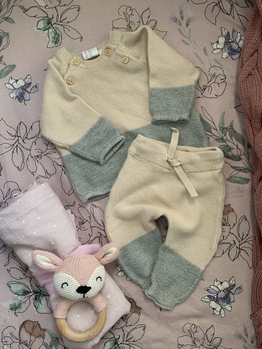 Piękny dzianinowy komplet z H&M r56