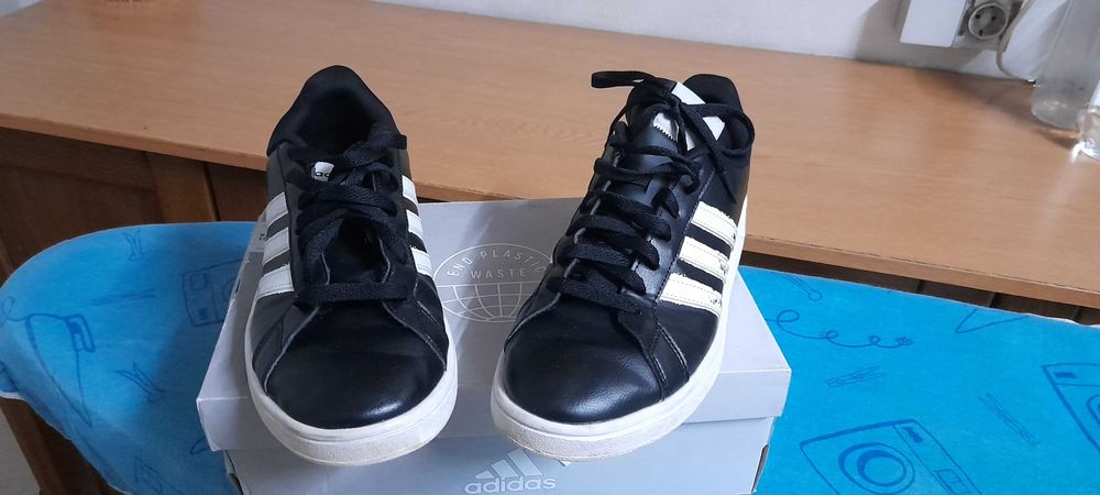 Ténis Adidas Granda Court Beyond