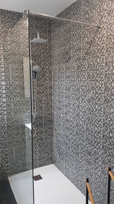 Aluga-se apartamento