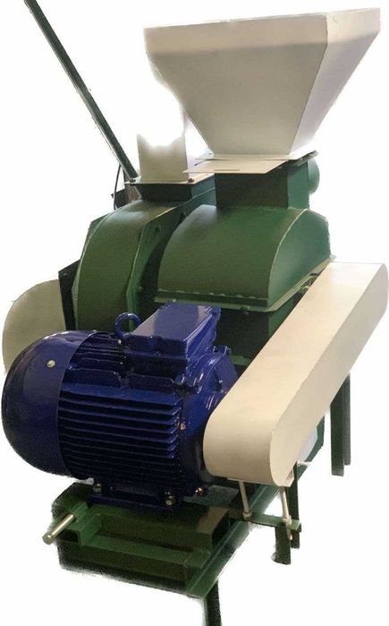 Дробарка щепи тирси, зерна ДМУ 500 з пневматичною подачею