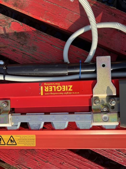 Ніж бічний електричний для ріпаку до рапсового столу Ziegler germani