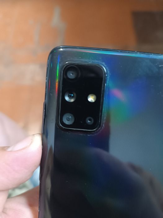 Samsung A71 gelexy