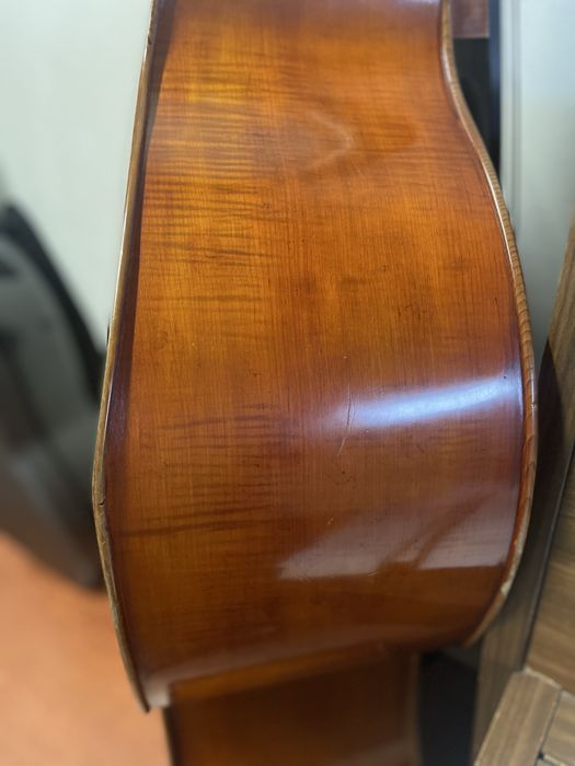 Contrabaixo de Cordas