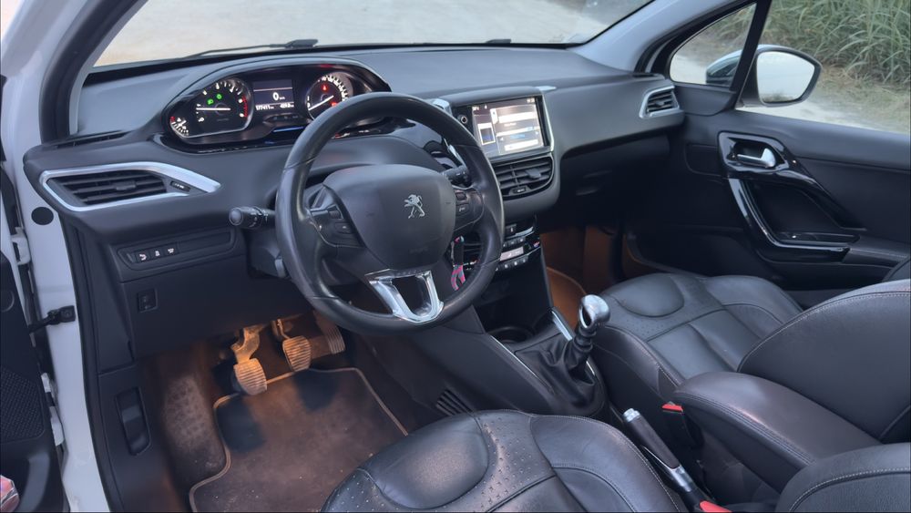 Peugeot 208 GTI Pack – 2012 | 177.000 km - NACIONAL