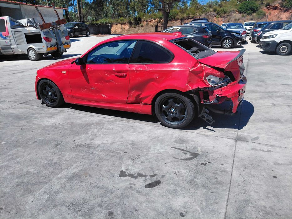 BMW 123d 2008  Salvado/Acidentado