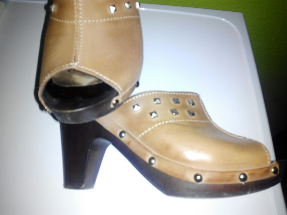 Clogs Size 3664729959175425124