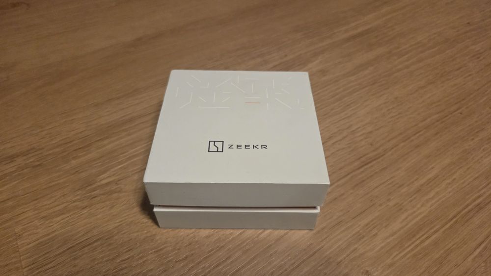 Sprzedam nowy oryginalny klucz Zeekr 001 Bluetooth  do 2024 roku