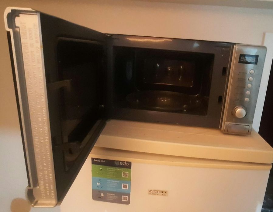 Micro ondas funcional