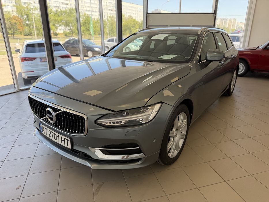 Продам Volvo v90