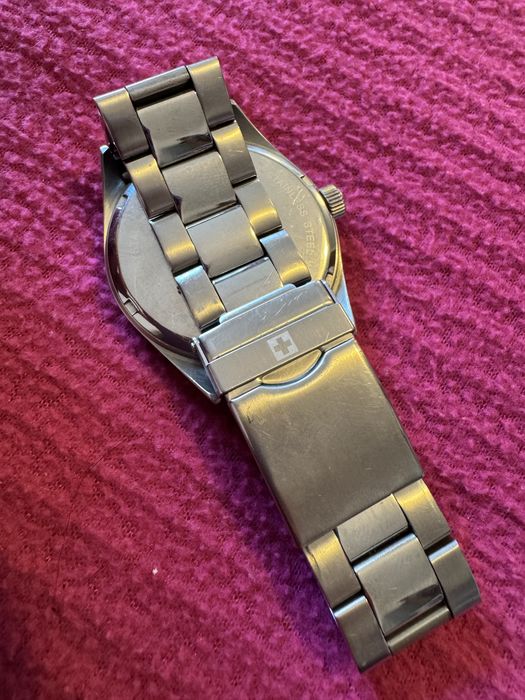 Vendo relógio de Quartz e Safira da Swiss Alpine Military