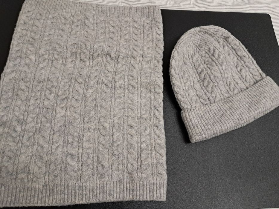 Długi bezrękawnik bordo+czapka i komin