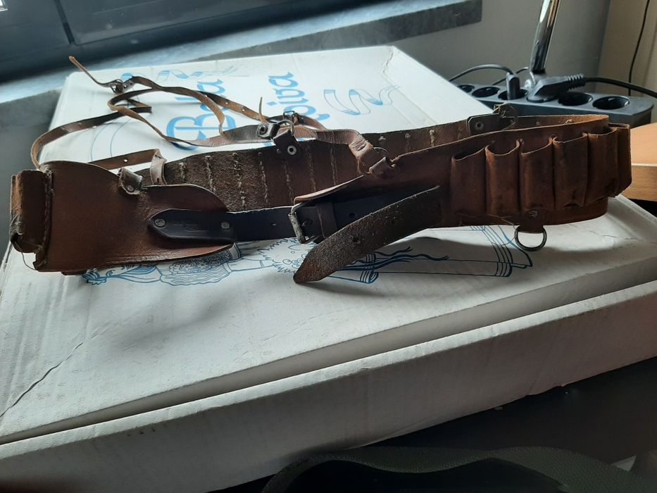 Vendo cartucheira usada de couro