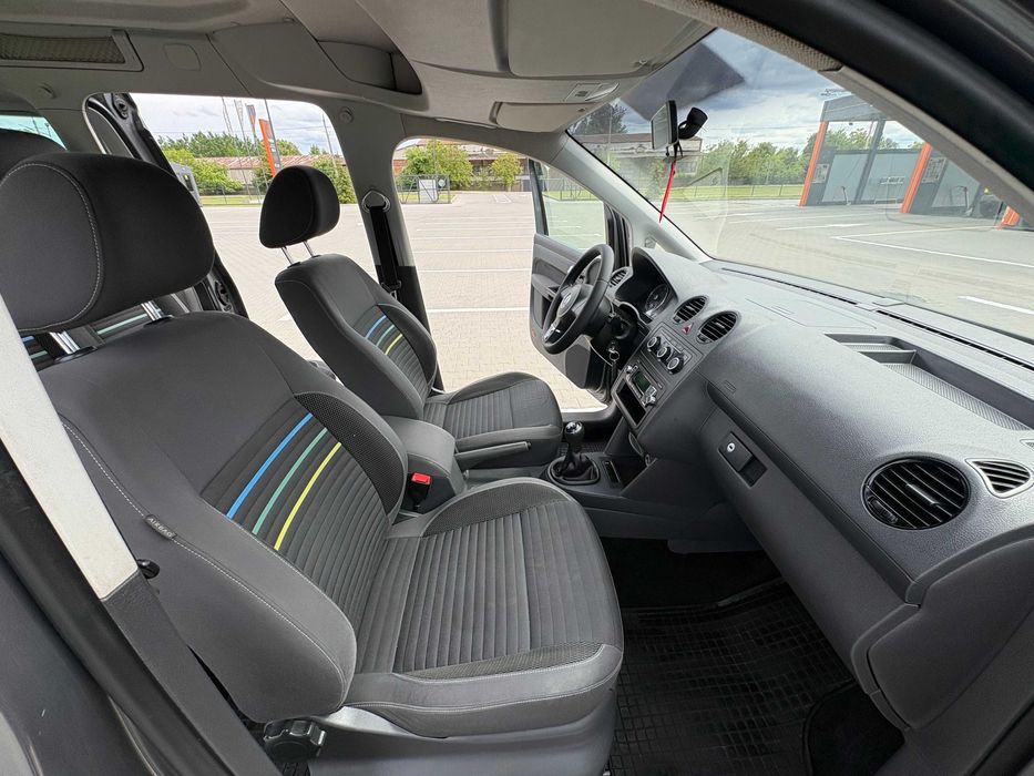 Продаж авто Volkswagen Caddy LIFE, 2014 рік, 1.6 дизель