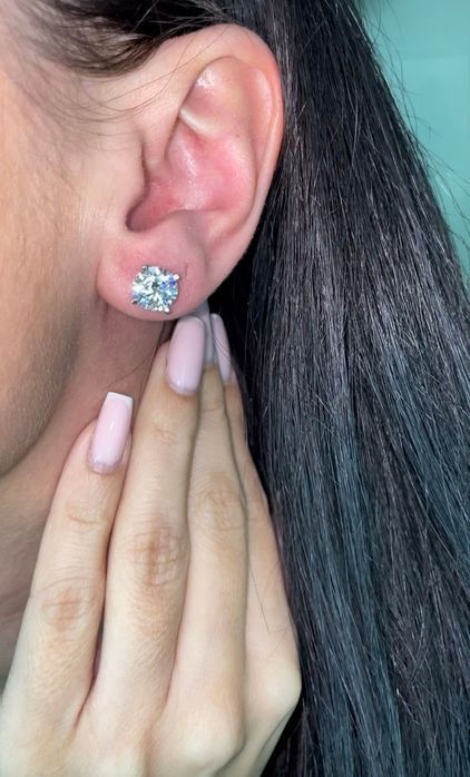 Золотые серьги Cartier с 4.08ct натуральные бриллианты. Белое золото.