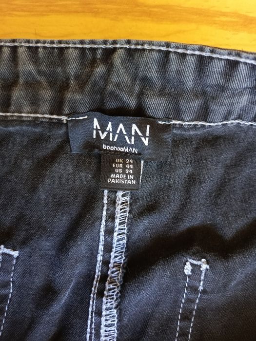 Spodnie cargo boohoMAN