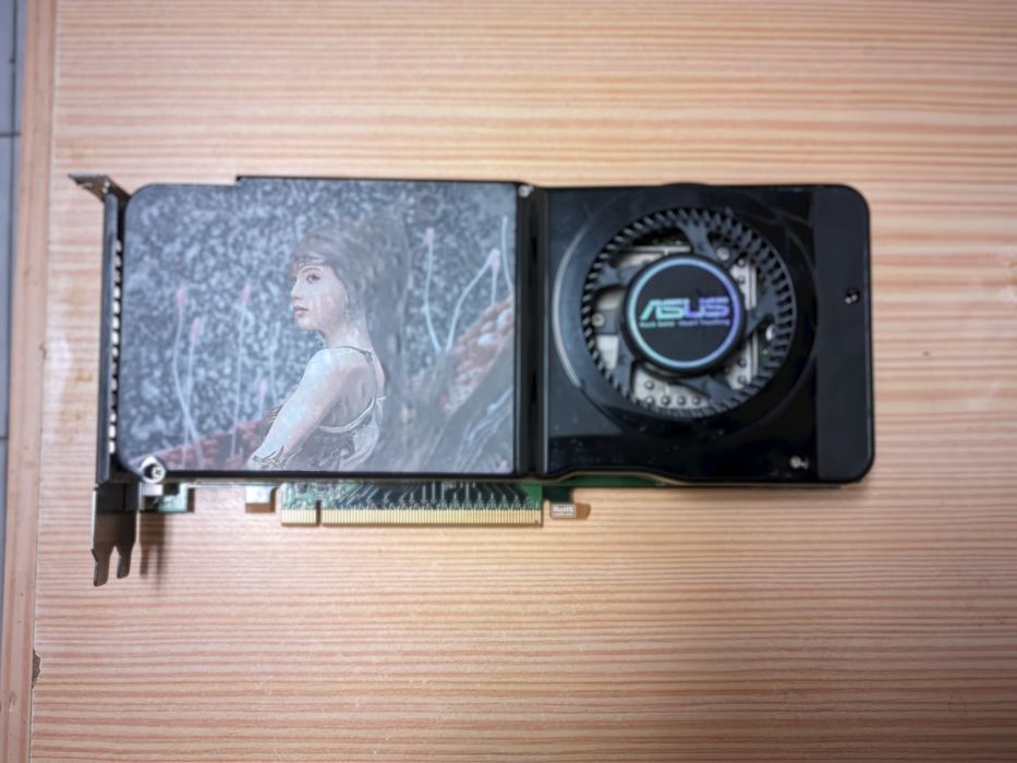 Placa Gráfica GeForce Asus