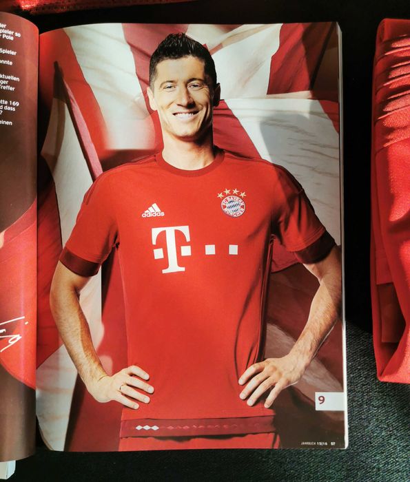 Bayern Monachium Lewandowski KOSZULKA + SZALIK 2015/2016 Dla pasjonata
