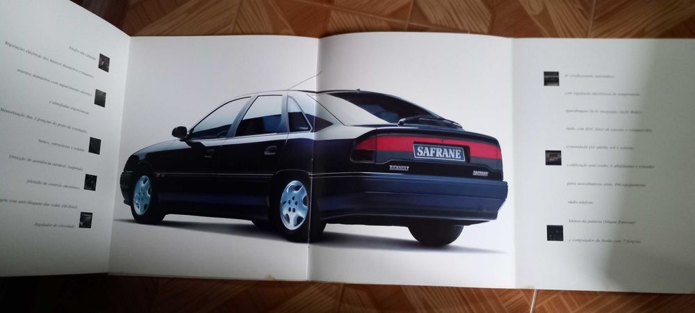 Posters e catalogos antigos