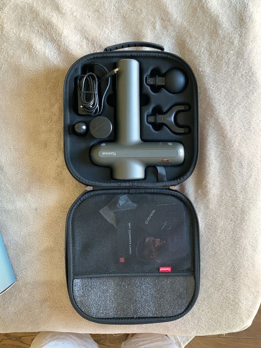 Перкусійний масажер Yunmai Massage Gun PRO
