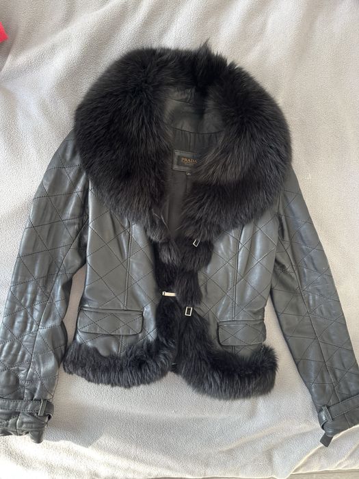 Кожаная куртка натуральная с мехом песца Prada Milano