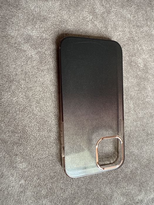 Продам чохол на iPhone 12 pro