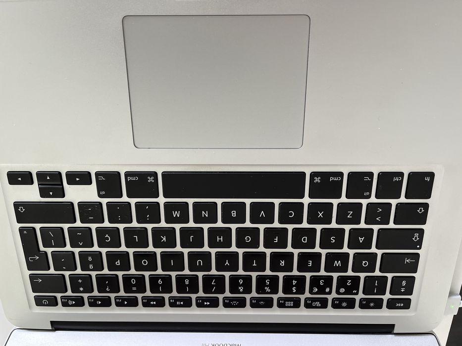 Macbook Air 13’ impecavel