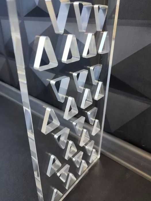 Taboret Kina z rączką / Stołek przeźroczysty Akryl Plexi