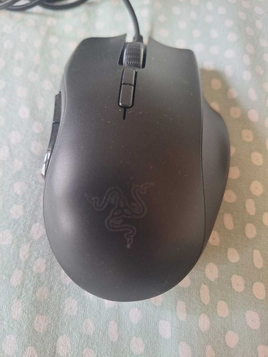 Rato Razer Naga Trinity (NOVO)