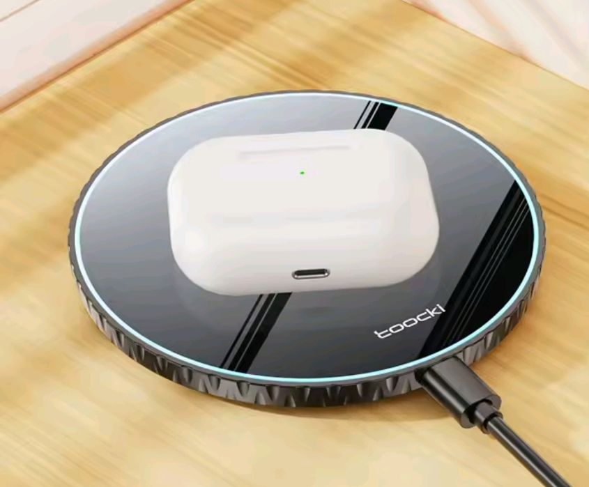 Універсальна бездротова зарядка Toocki  15 Вт