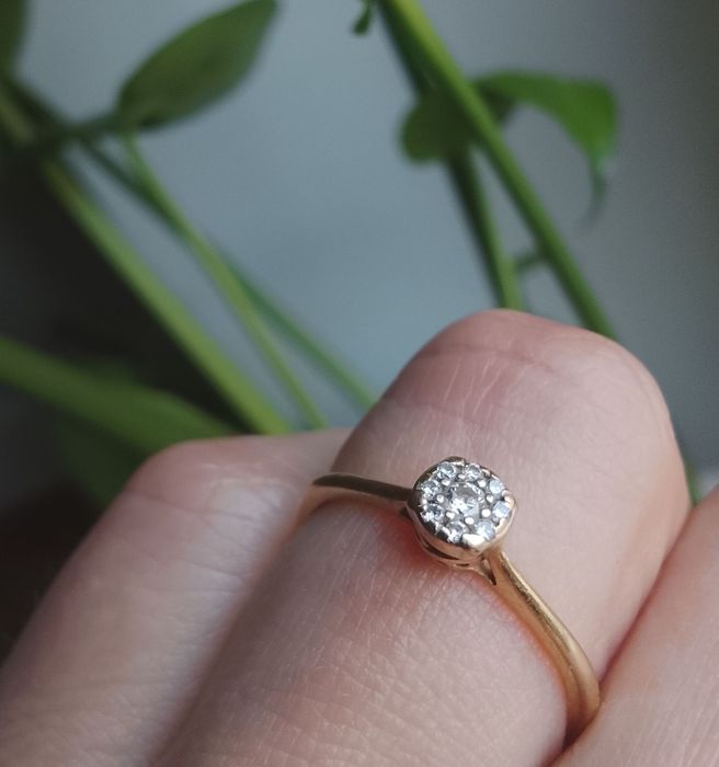 Pierścionek złoty 525, diamenty