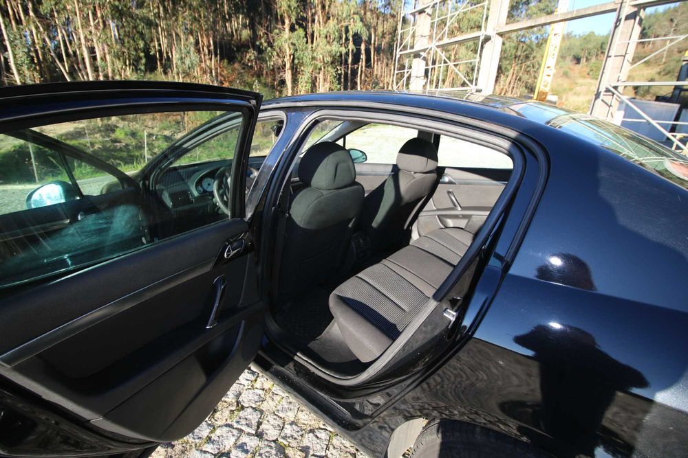 Peugeot 407 HDI Premium Como Novo super econômico motor 1600