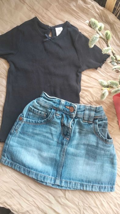 Джинсова спідничка Next та футболка в рубчик H&M