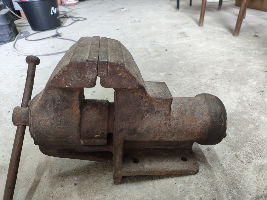 Imadło 125mm solidne
