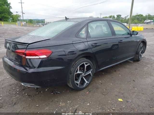 2021 Volkswagen Passat R-Line