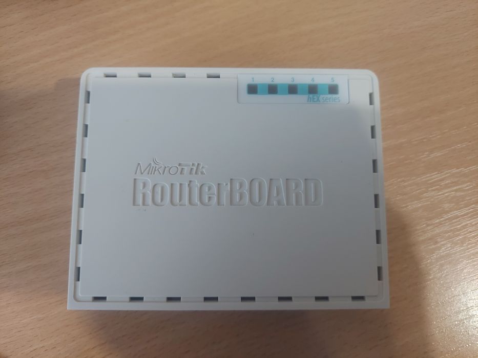 Mikrotik 750gr3.