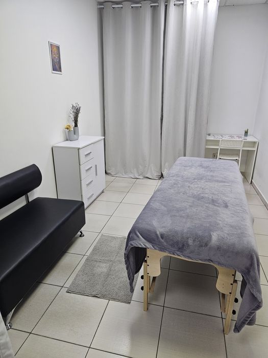 Оренда масажн кабін,  місця манікюр педикюр бровіст лашмейкер. Позняки