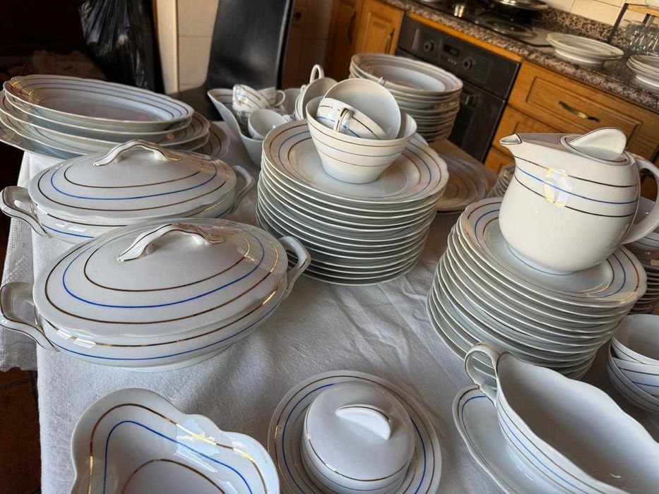 Serviço de Jantar/Chá/Café completo Art Deco 116 peças Vista Alegre
