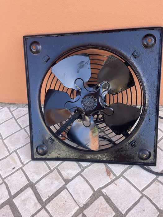 Extrator de calor ou fumo em bom estado