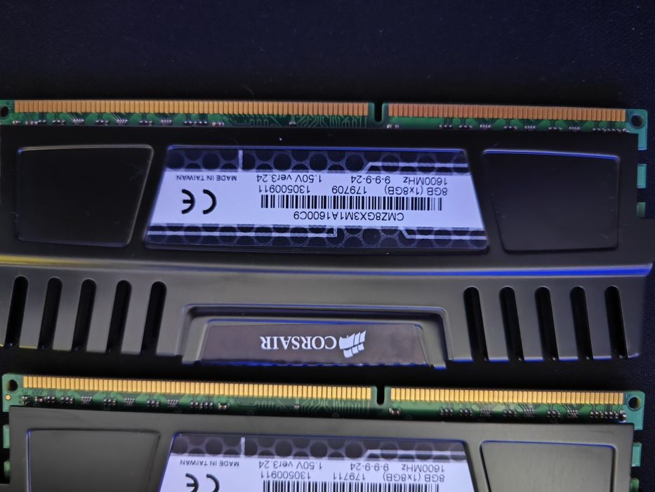 corsair ddr4 32gb - купити комплектуючі для ПК - Ціна на OLX.ua