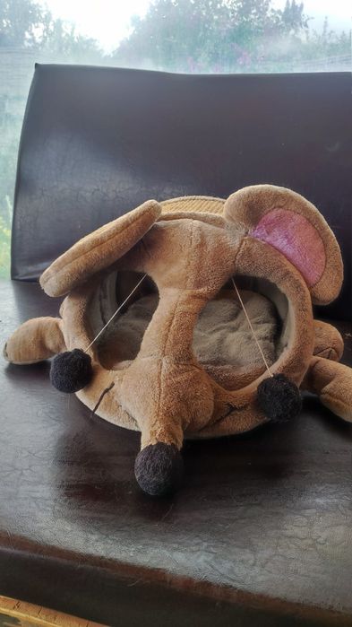 Продам котячий дом