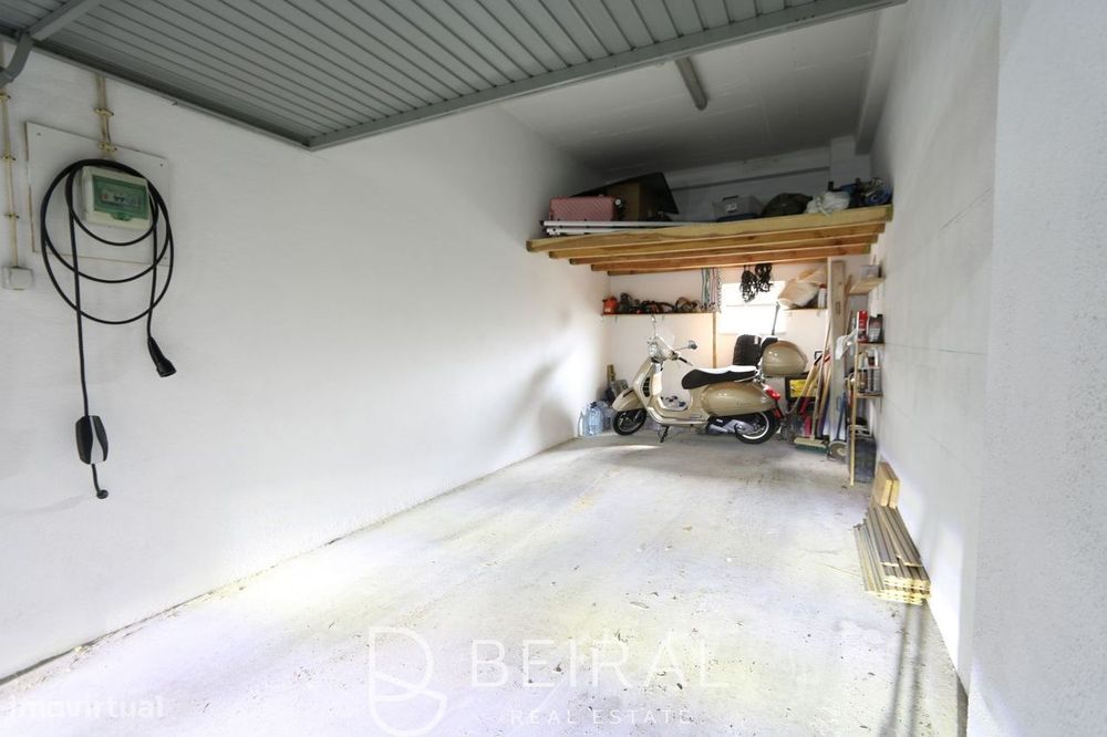 Apartamento T2 às portas de Lisboa, com varanda, vista e estacionamen